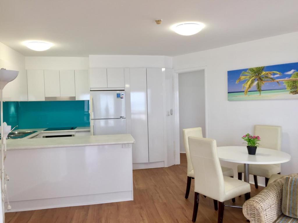 Surfers Holiday Apartments Gold Coast Esterno foto