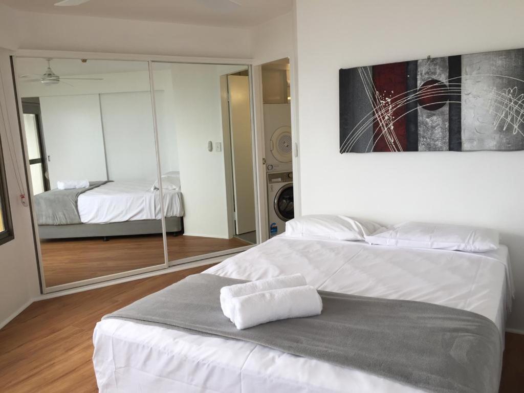 Surfers Holiday Apartments Gold Coast Esterno foto