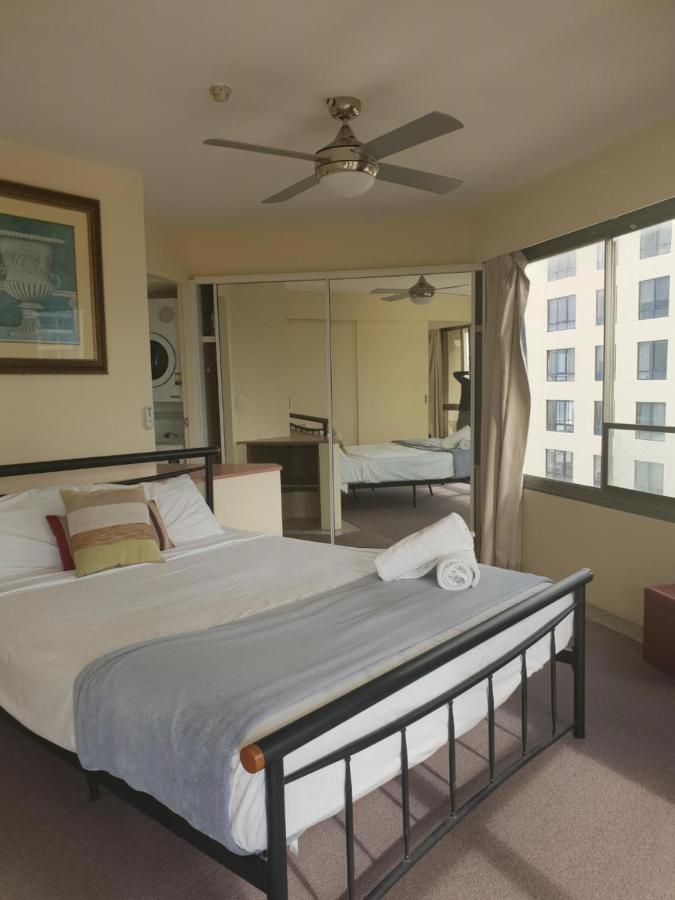 Surfers Holiday Apartments Gold Coast Esterno foto